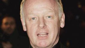 Les Dennis