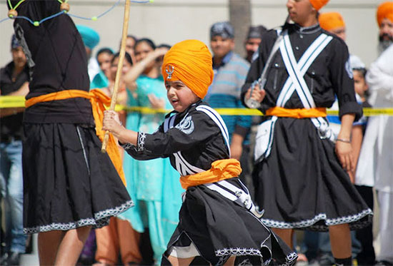 Baisakhi in 2017 will again be celebrated along with the Sikh rituals. 