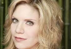 Alison Krauss Pictures and Alison Krauss Photos