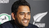 M S Dhoni Pictures and M S Dhoni Photos